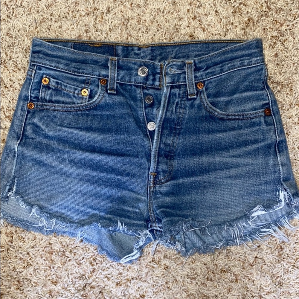 Levi’s high waisted shorts